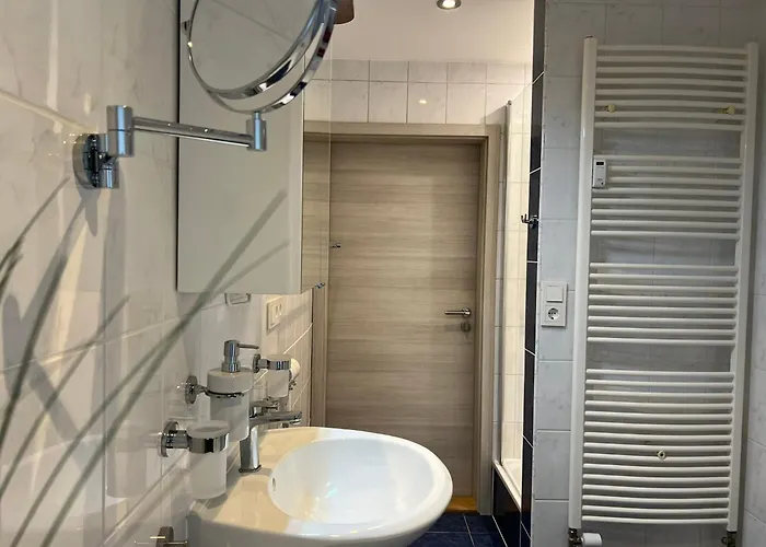 아파트 Seidenglanz *